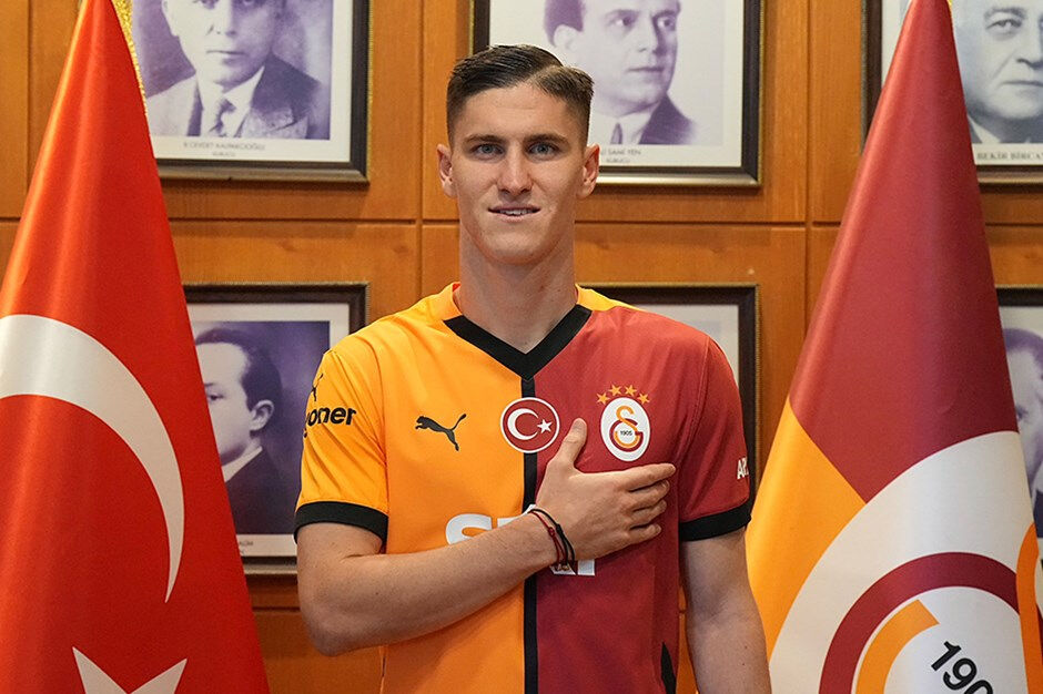 Rolland Sallai'den şampiyonluk açıklaması! Türkiye ve İstanbul'u öve öve bitiremedi - 3. Resim