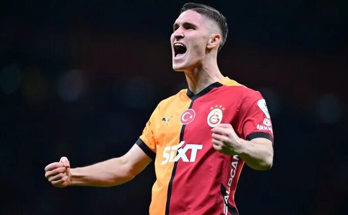 Rolland Sallai'den şampiyonluk açıklaması! Türkiye ve İstanbul'u öve öve bitiremedi - 2. Resim