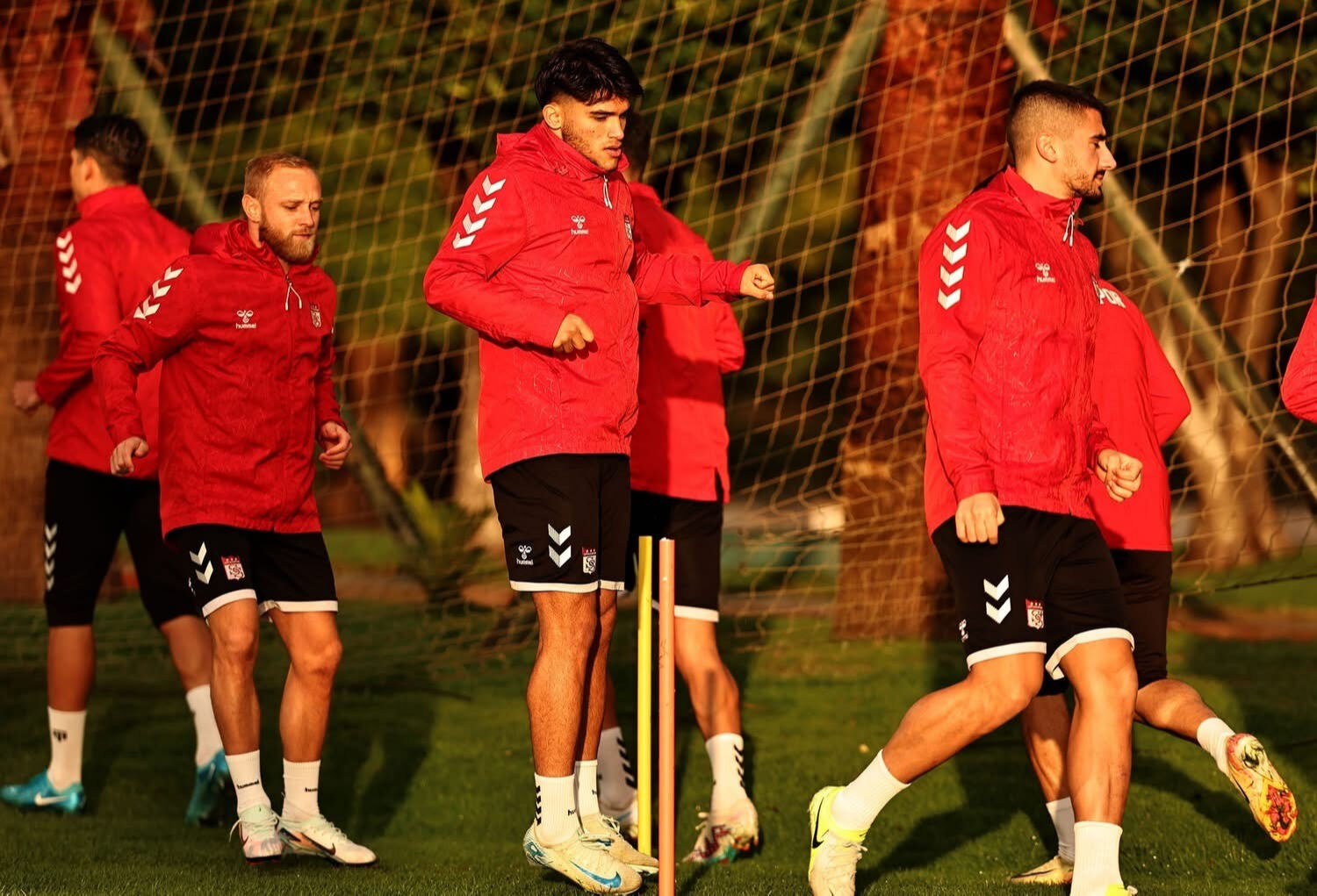 Sivasspor, Antalya’da hazırlıklarını sürdürdü - 1. Resim