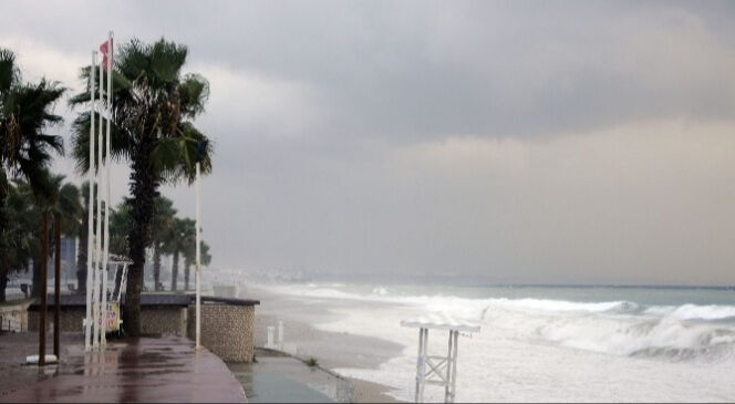 Valilik duyurdu! Yarın Antalya'da yağmur var mı, yarın okullar tatil mi? - 4. Resim