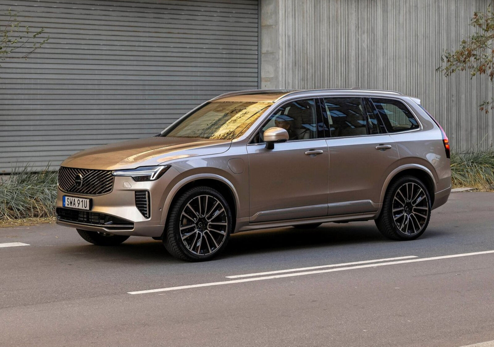 2025’e girerken makyaj tazeledi: Yeni Volvo XC90 - 3. Resim