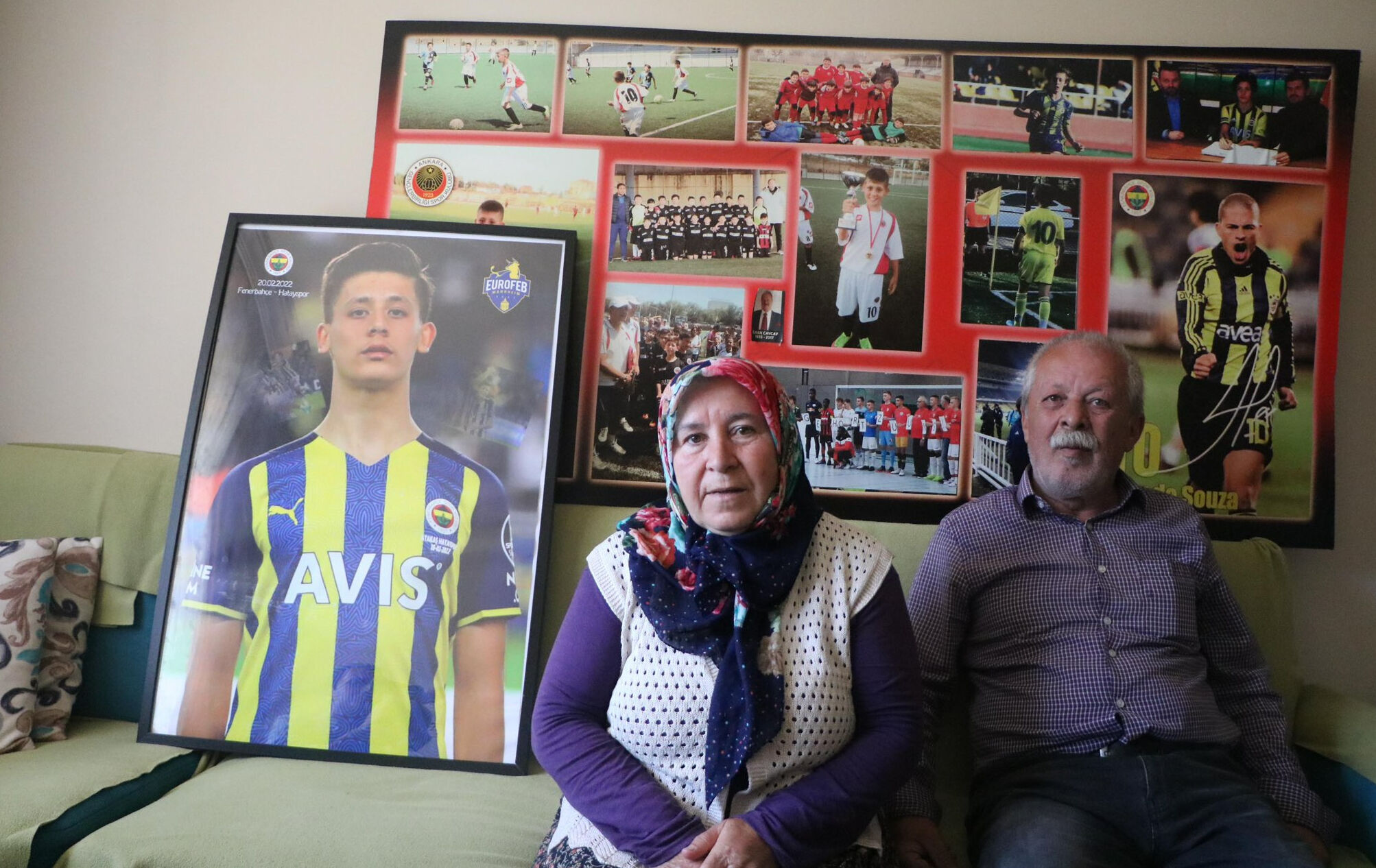 Arda Güler'in dedesi Mehmet Ali Güler transferde takım ismi verdi! Ronaldo ve Messi örneği verdi... Arda Güler'in dedesi Mehmet Ali Güler transferde takım ismi verdi! Ronaldo ve Messi örneği verdi... - 3. Resim