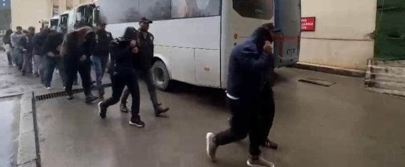 Bungalov sarmalına operasyon! 2 milyar 147 milyonluk hacmi vardı - 3. Resim