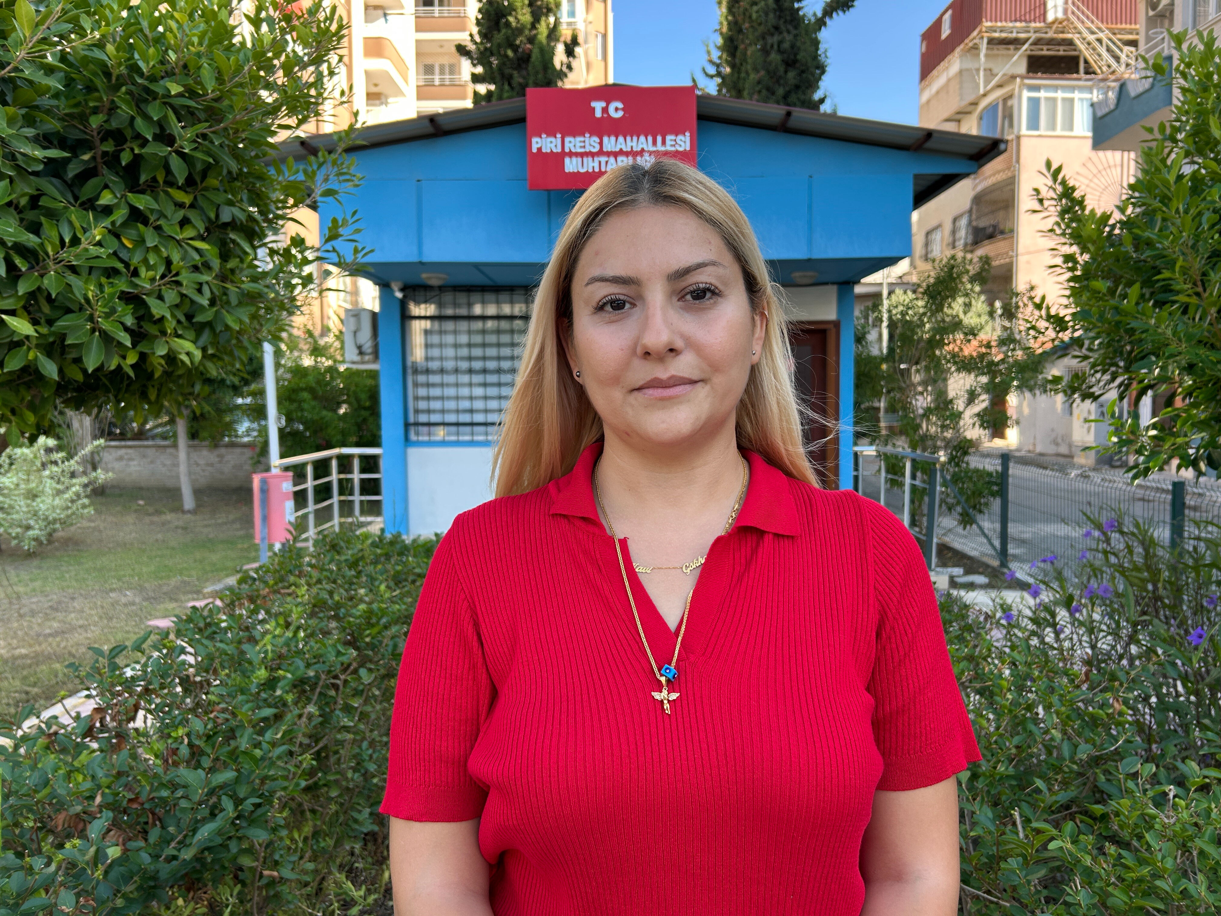 Deprem bölgesinde örnek hizmet: Muhtar atık yağları ev ev dolaşarak topladı Deprem bölgesinde örnek hizmet: Muhtar atık yağları ev ev dolaşarak topladı - 1. Resim