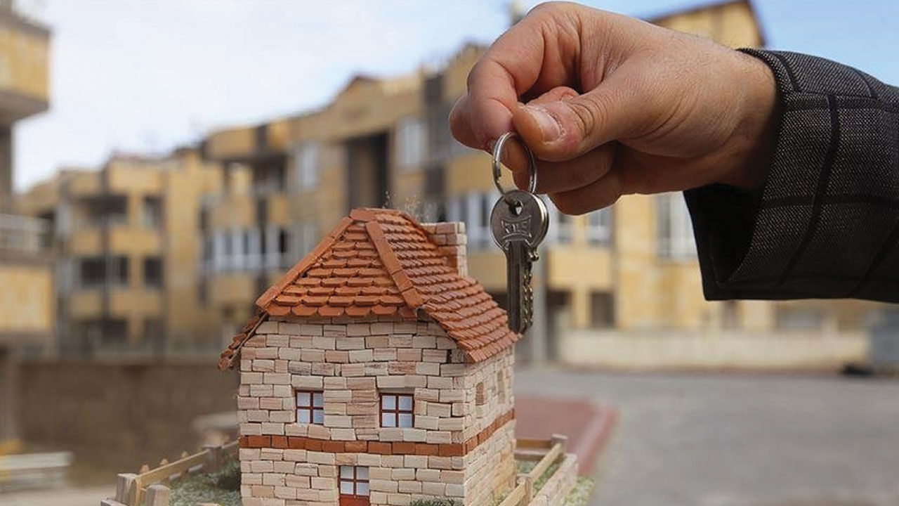 En çok gayrimenkul satışının yapıldığı ilçe herkesi şoke etti! İstanbul'un gözde merkezlerini solladı En çok gayrimenkul satışının yapıldığı ilçe herkesi şoke etti! İstanbul'un gözde merkezlerini solladı - 1. Resim