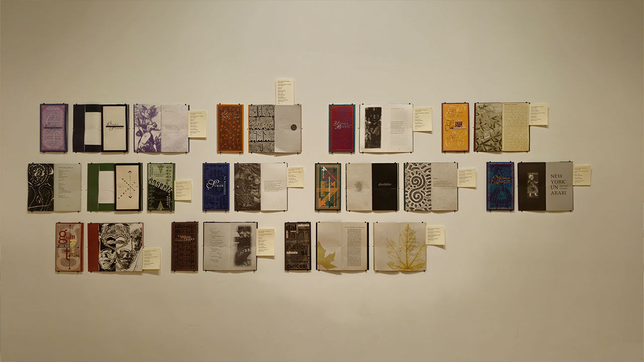 İstiklal'de kütüphane kokulu bir sergi! Kitap tasarımlarıyla değişen Türkiye - 2. Resim