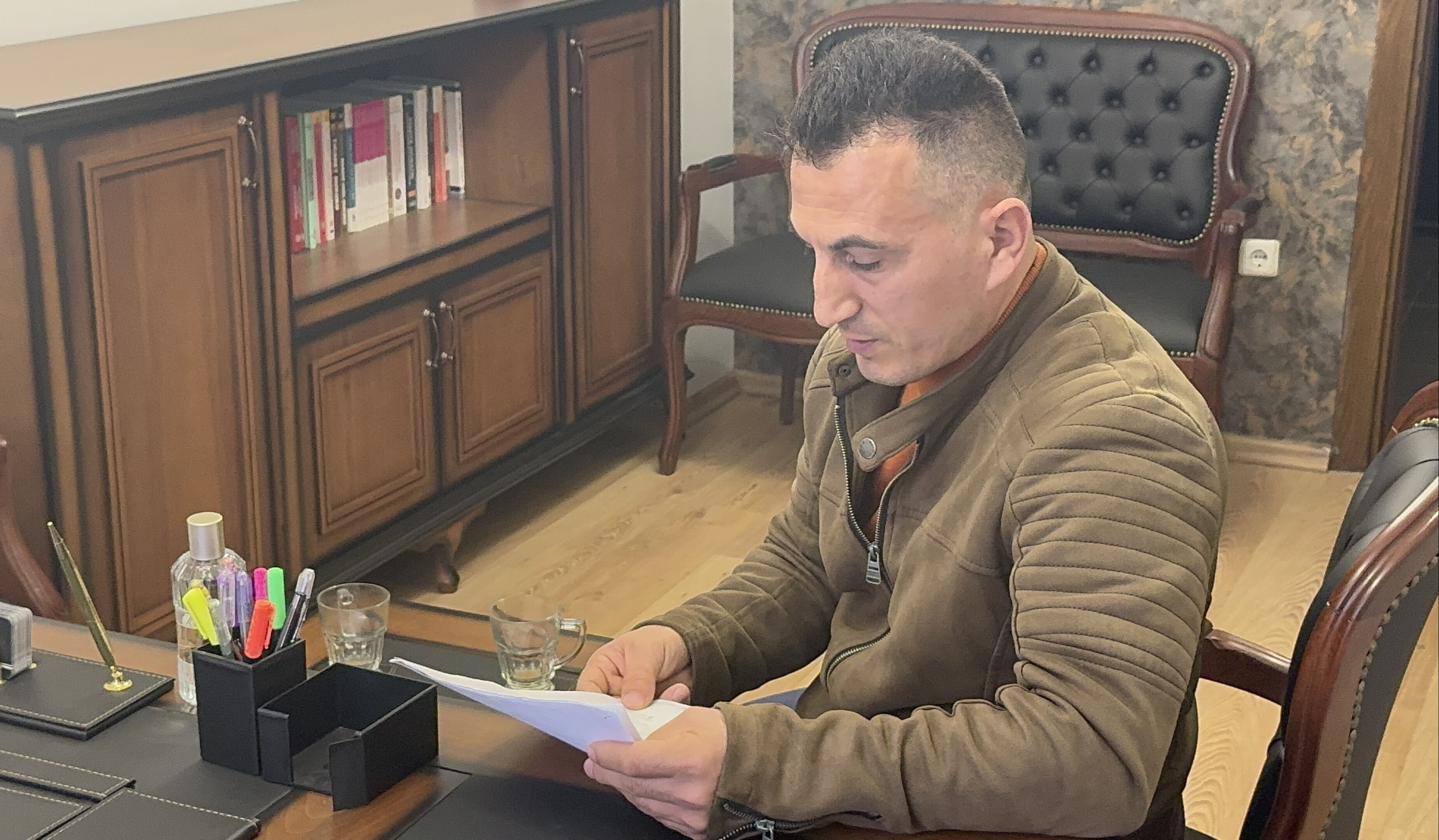 Sürekli karakoldan aranıyor, işi gücü bırakıp ifade vermeye gidiyor! Sebebi ise şoke etti - 1. Resim