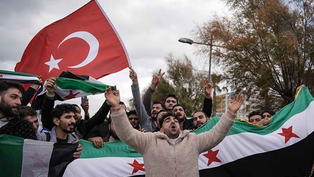 Suriye'ye peş peşe yardımlar! Rusya yine kaybetti - 2. Resim