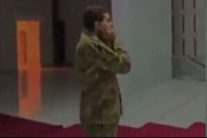 Tüyleri diken diken eden anlar: Suriye Başbakanlık Sarayı'ndan ezan sesleri yükseldi - 1. Resim