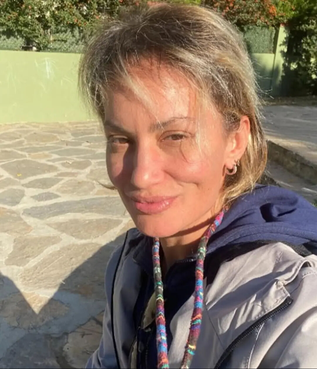 Yıldız Asyalı değişimiyle şaşırttı! Oyunculuğu bırakmıştı: Yeni işi de dikkat çekti - 2. Resim