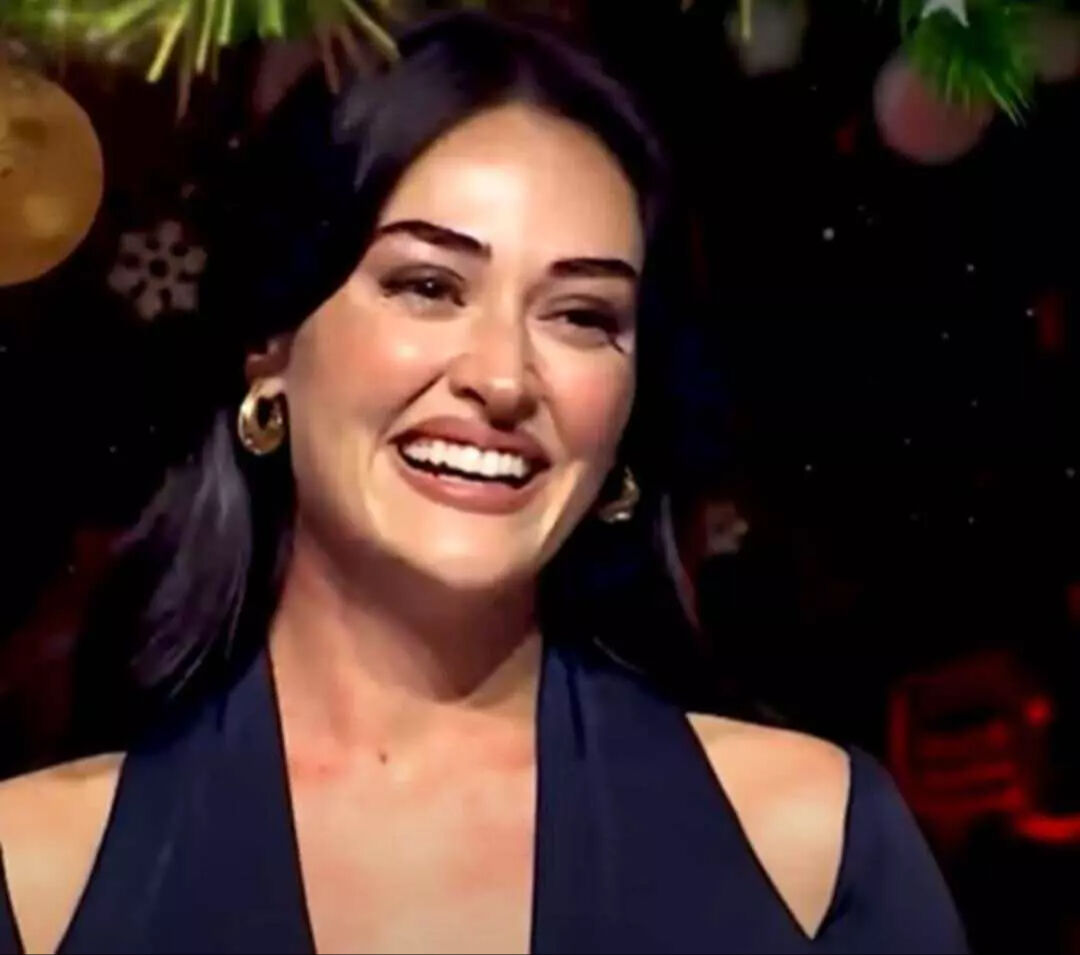 Esra Bilgiç kimdir, nereli? 2025 O Ses Türkiye Yılbaşı konuğu olarak gündeme geldi  - 1. Resim