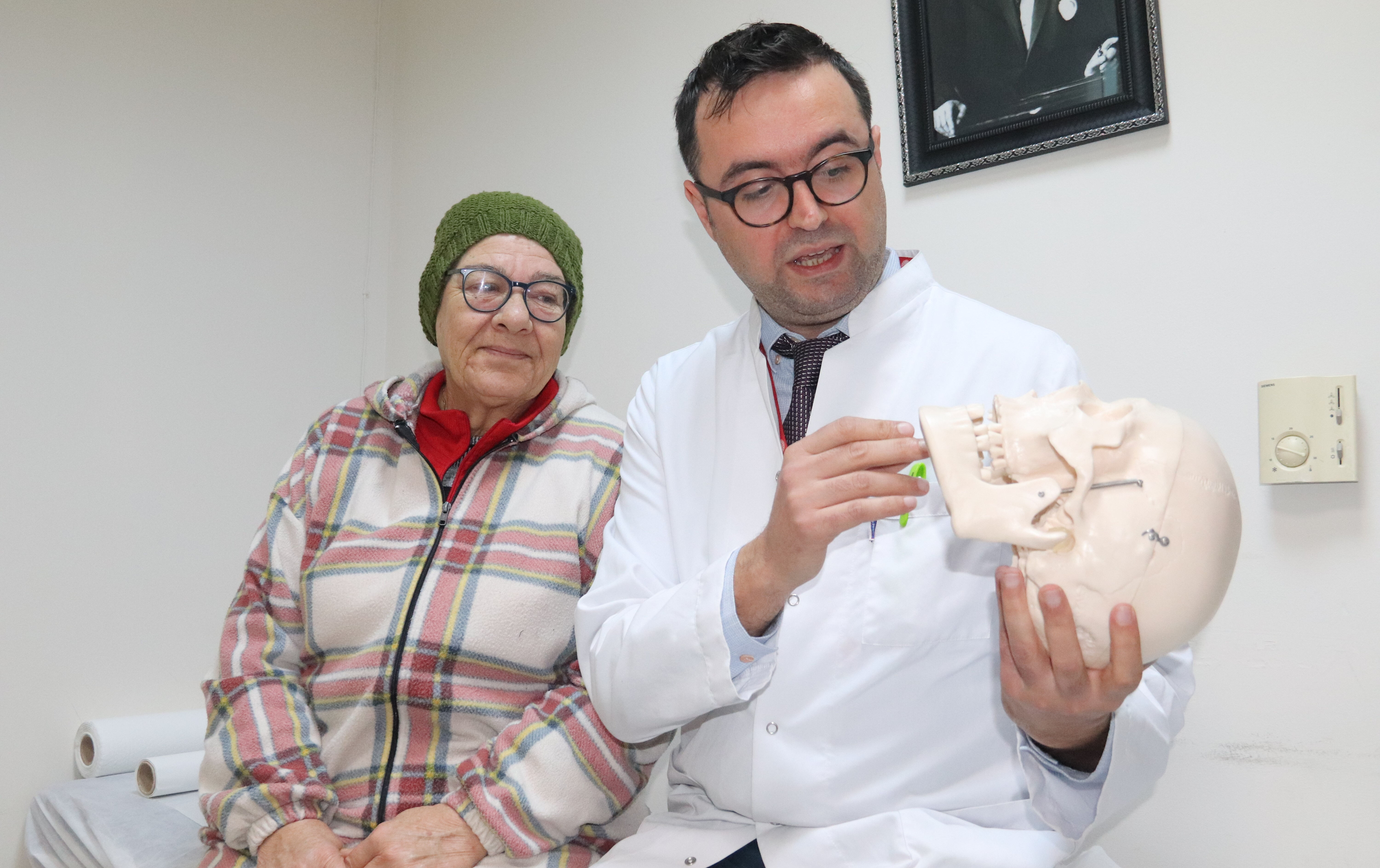 Hayatını kabusa çeviren hastalık ‘delirten ağrı'dan 4 yıl sonra kurtulabildi - 2. Resim