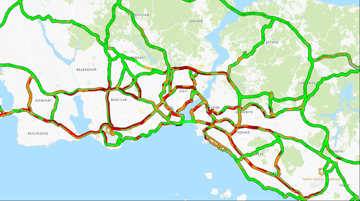 İstanbul'da 2024'ün son mesaisi bitti trafik başladı! Yola çıkacaklar dikkat İstanbul'da 2024'ün son mesaisi bitti trafik başladı! Yola çıkacaklar dikkat - 1. Resim