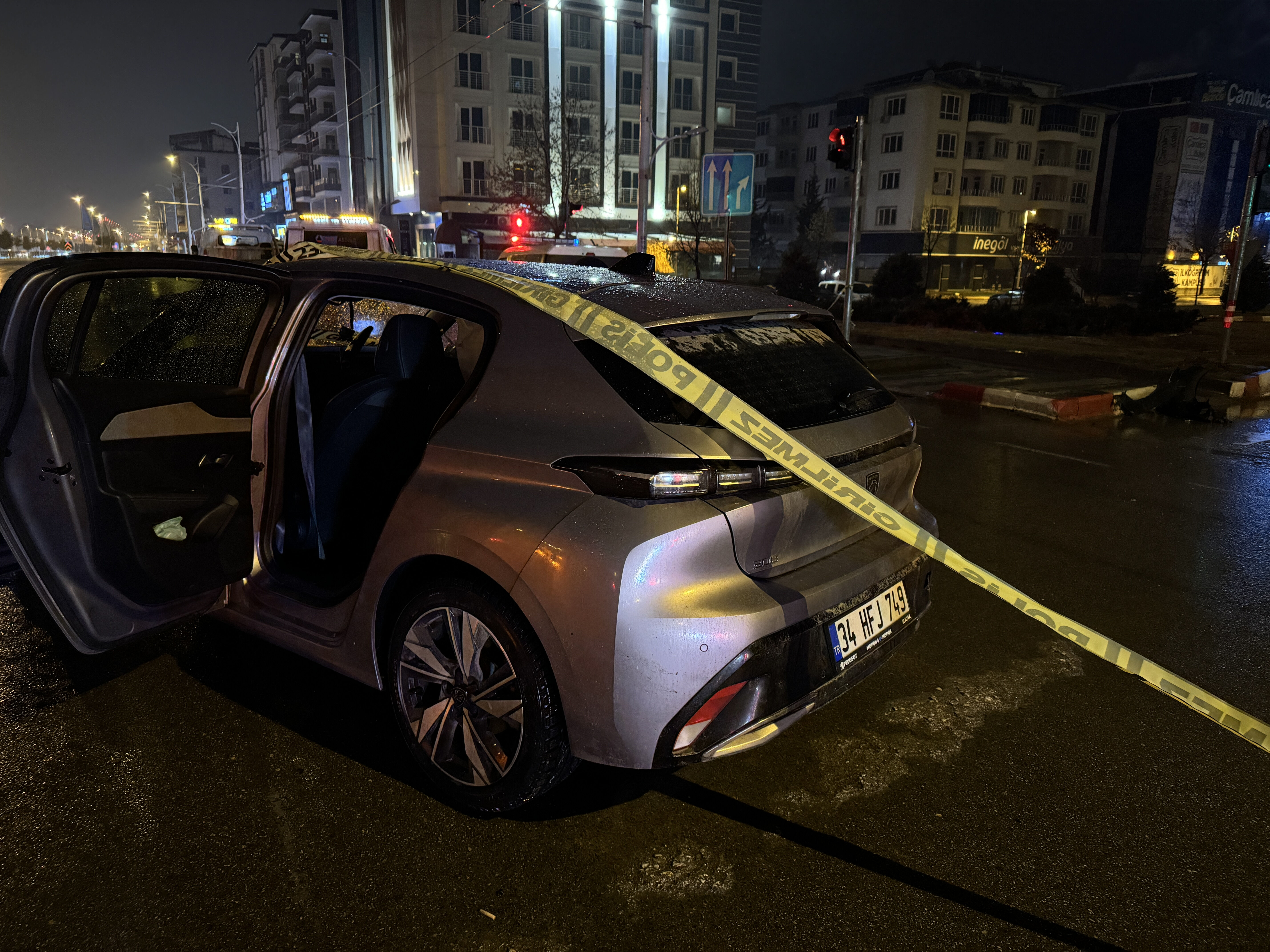 Malatya'da feci kaza! Ölü ve yaralılar var Malatya'da feci kaza! Ölü ve yaralılar var - 1. Resim