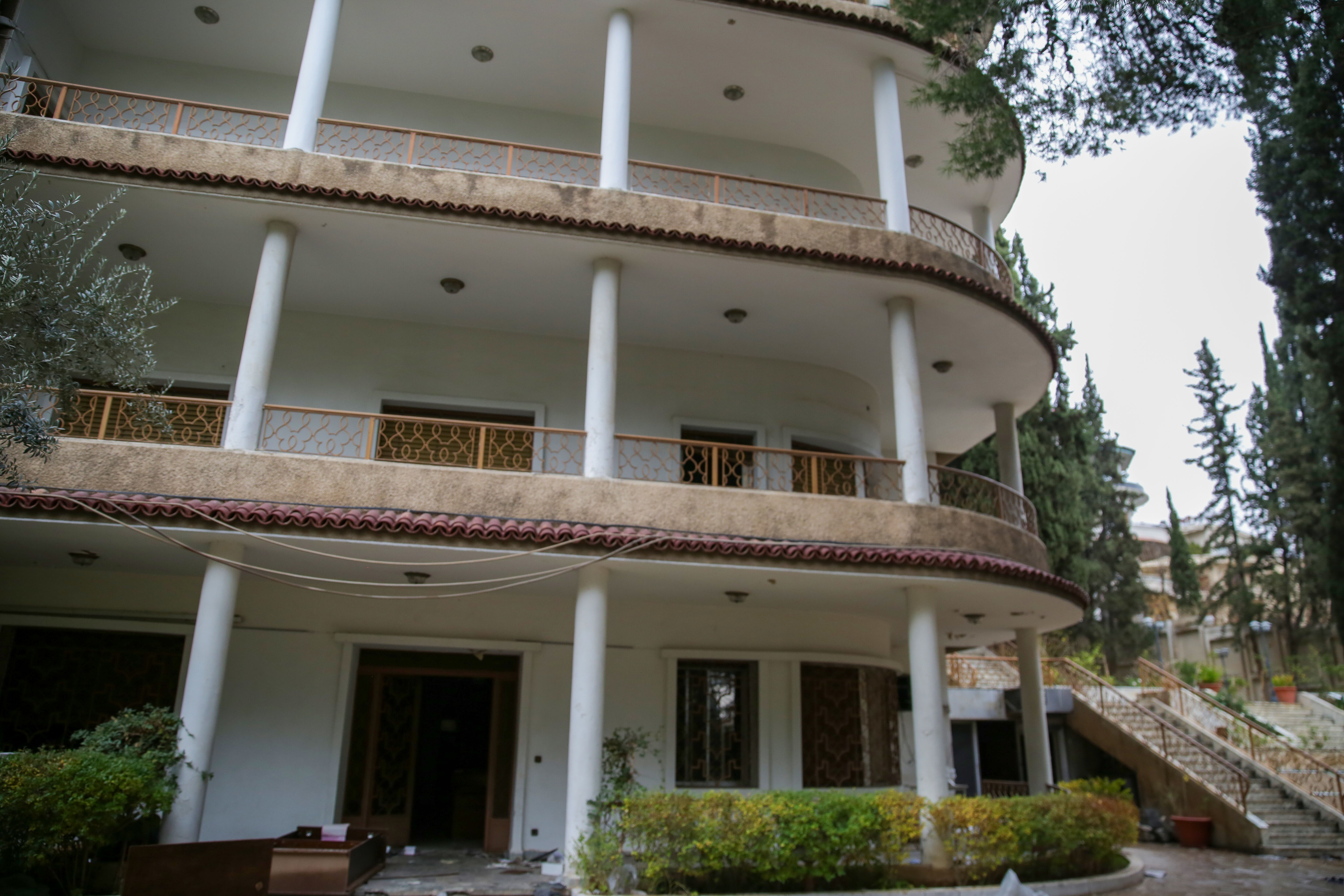 Suriyeliler rejimin zulmü altında ezilirken Beşşar Esed Şam'daki konutunda lüks içinde yaşıyordu - 1. Resim