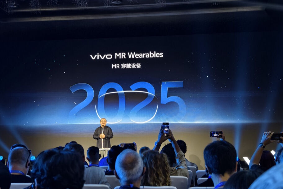 Vivo, Apple'a rakip oluyor! 2025 yılında prototipi duyurulacak Vivo, Apple'a rakip oluyor! 2025 yılında prototipi duyurulacak - 2. Resim
