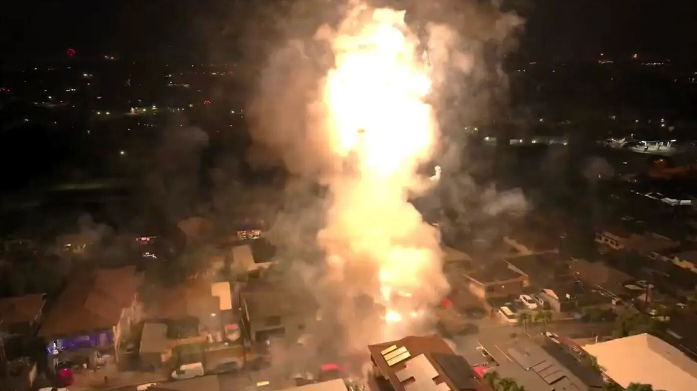 ABD'de havai fişek deposunda patlama! Çok sayıda yaralı var - 1. Resim