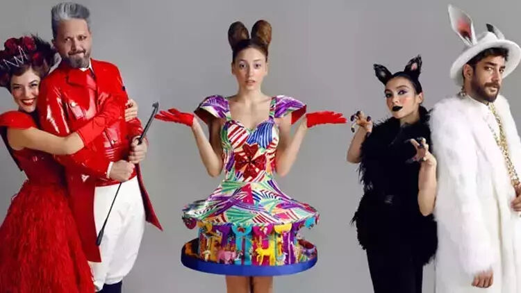 Alice müzikali konusu ne, oyuncuları kimler? Yılbaşı gecesi ekranlara geldi  - 1. Resim