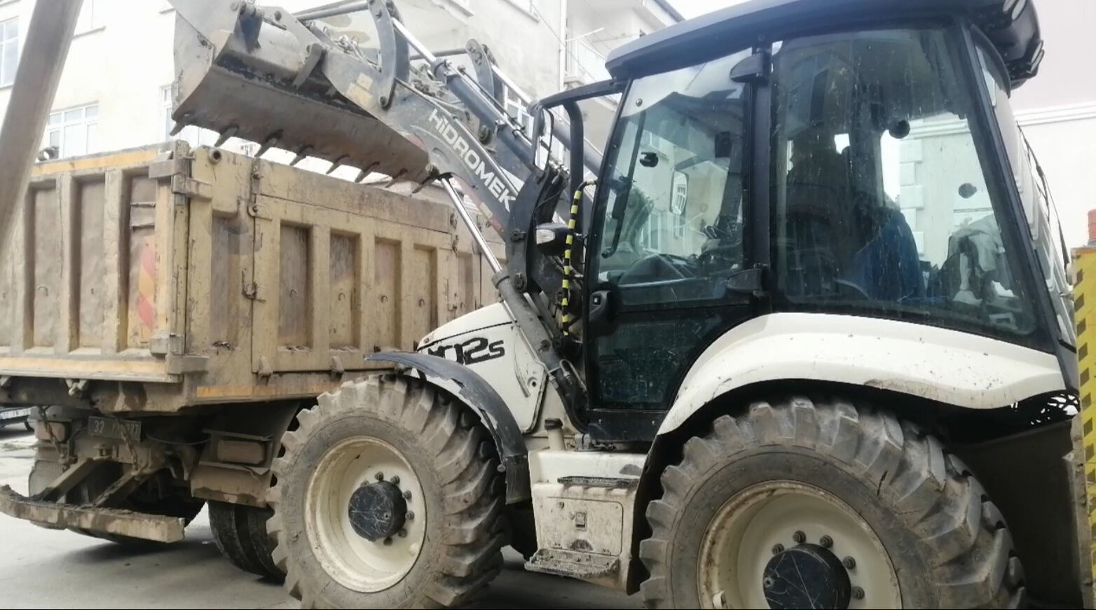 Evsiz zannedip yardım ettiler, gerçekle şoke oldular! Belediye ekipleri seferber oldu - 2. Resim