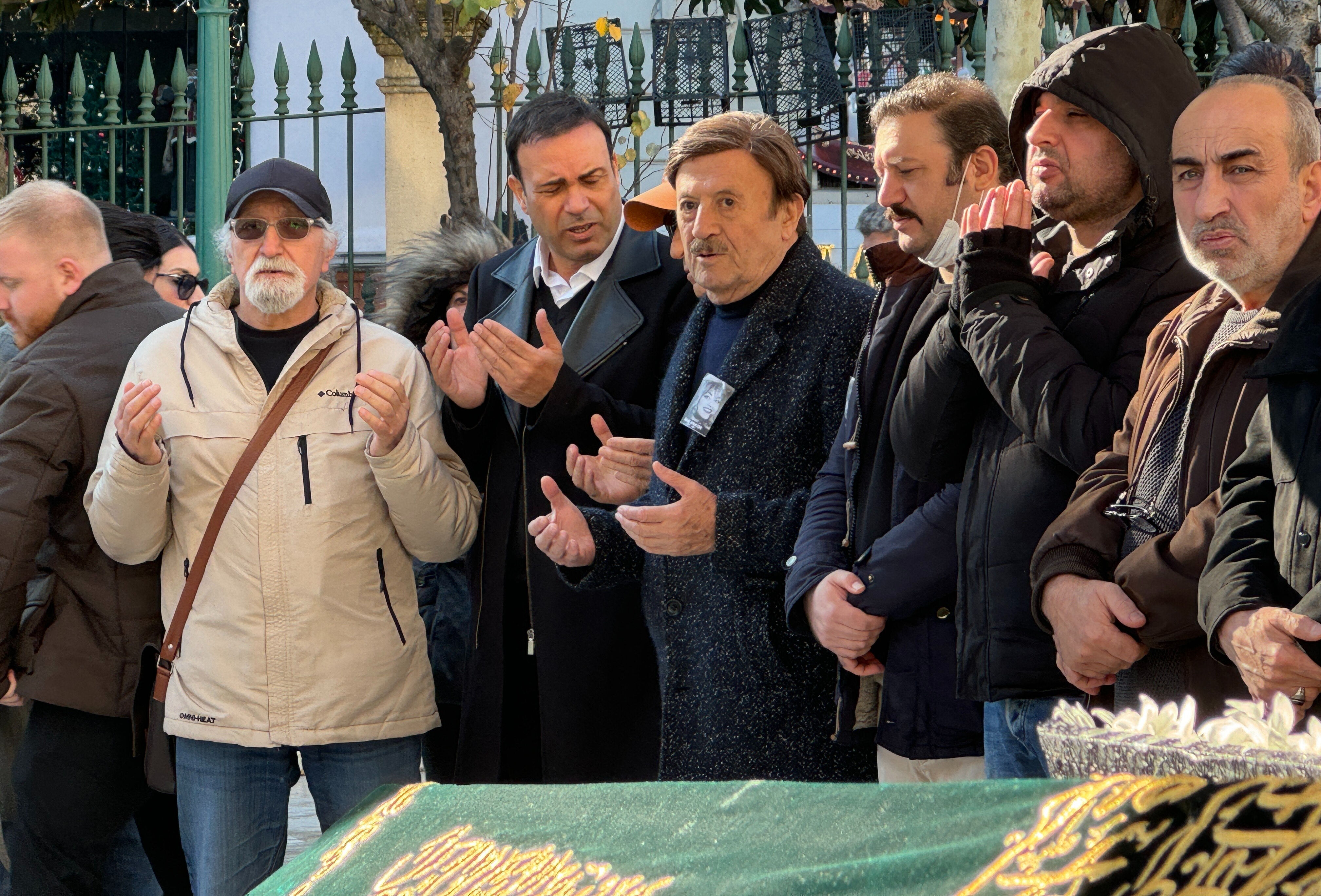 Gönül Akkor son yolculuğuna uğurlandı! 