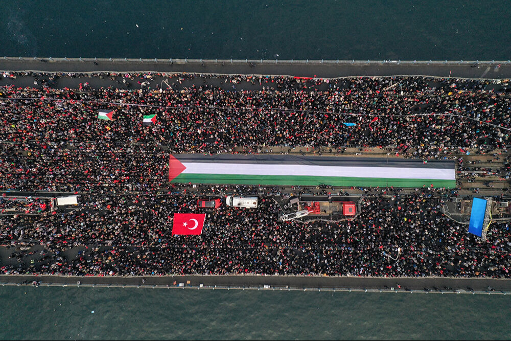 İstanbul'da büyük buluşma! Yüz binlerce insan Filistin için akın etti - 3. Resim
