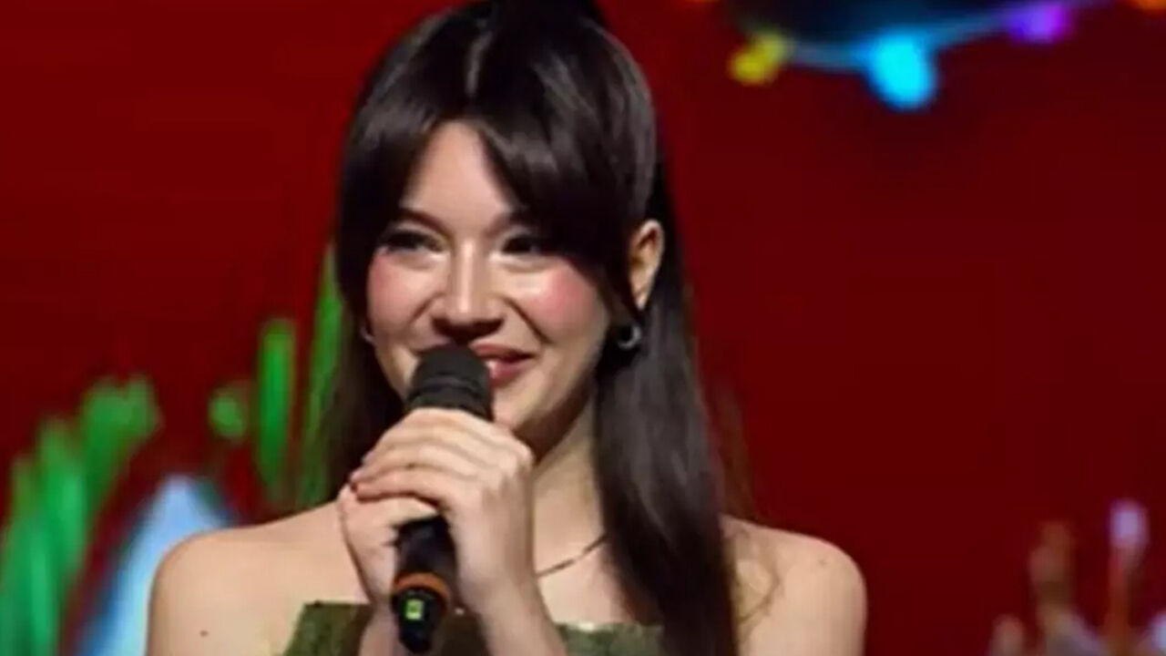 Kızıl Goncalar'ın Zeynep'i Mina Demirtaş yaşını açıkladı! Sosyal medya yıkıldı - 1. Resim