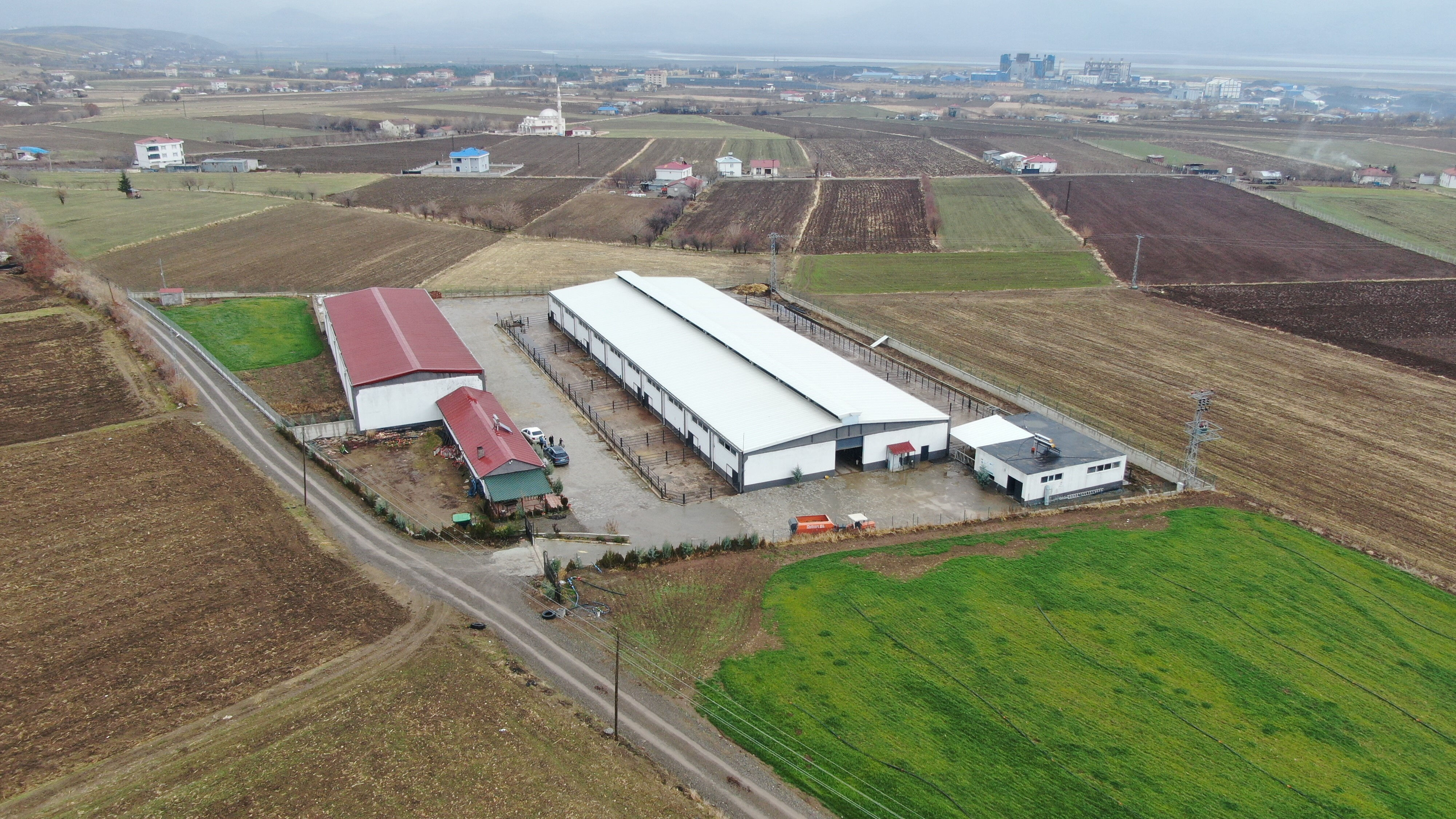 Avrupa'dan memleketine döndü! Devletten 3 milyon lira hibe aldı, 4,5 milyon liralık fabrika açtı - 1. Resim