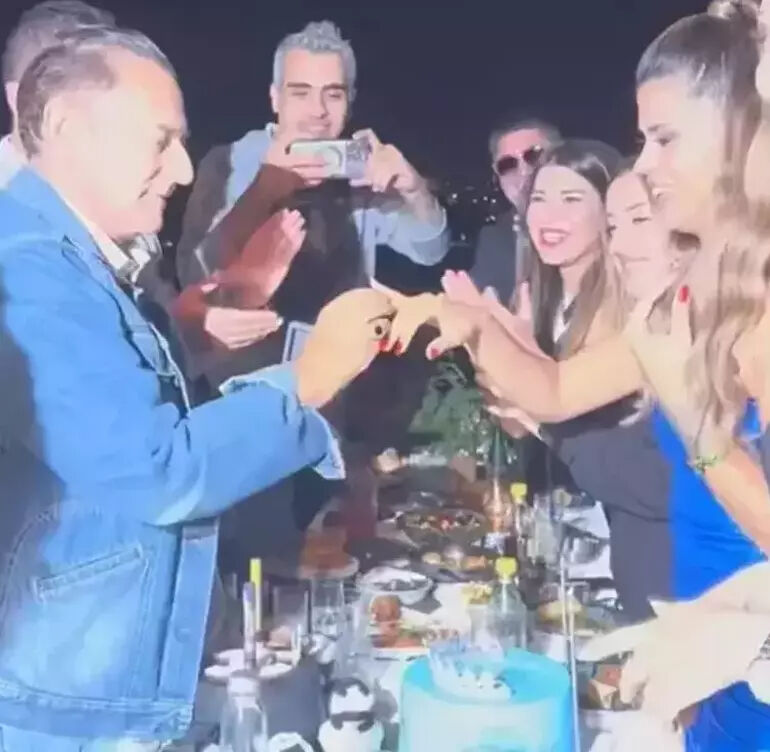 Dini nikah kıymışlardı! Mehmet Ali Erbil'in nişanlısı Gülseren Ceylan'dan şaşırtan itiraf - 2. Resim