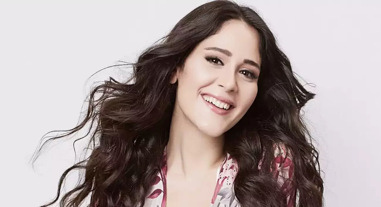 Mahmut Tuncer'in kızı Gizem Tuncer'i görenler tanıyamadı! Değişimiyle şaşırttı - 3. Resim