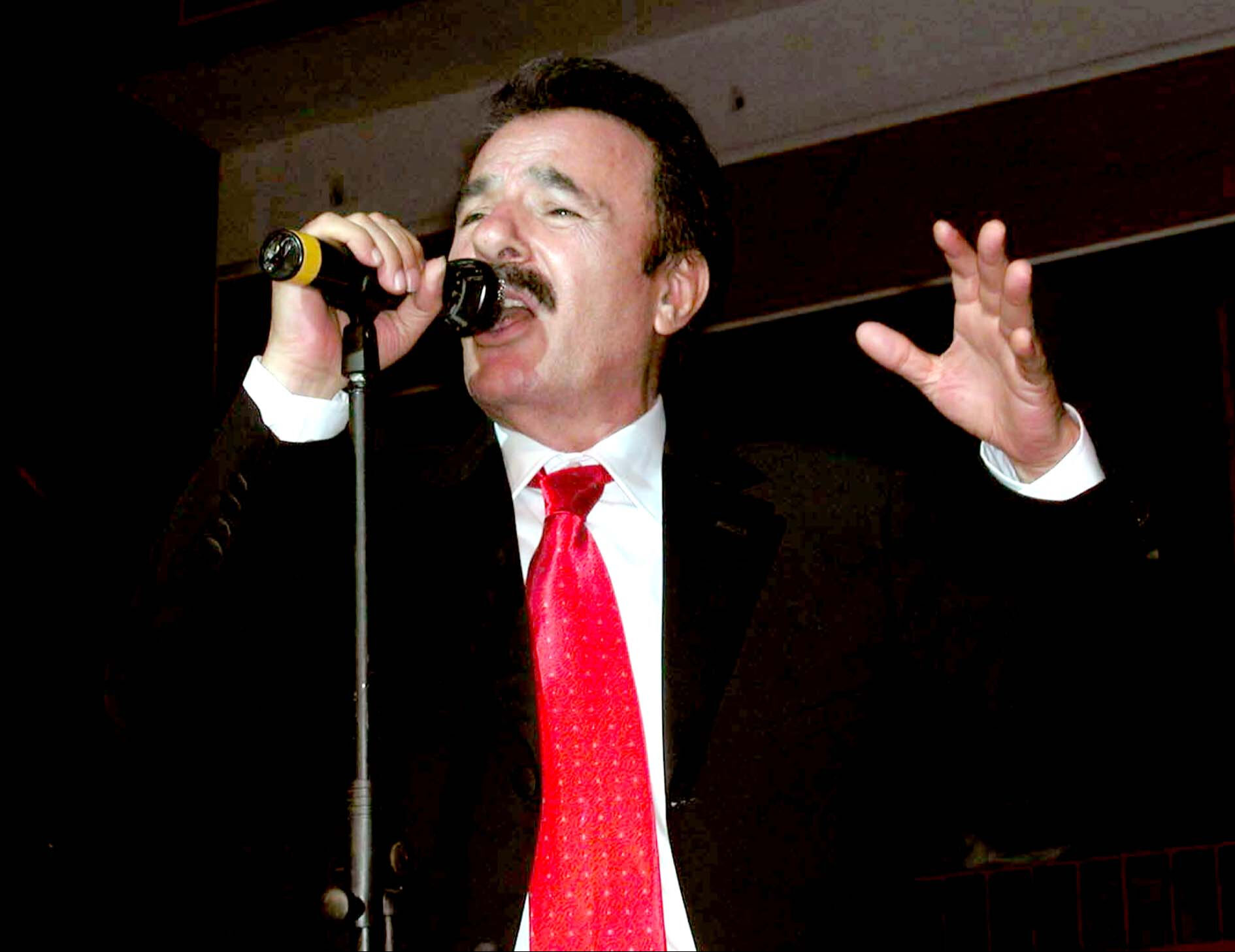 MHP lideri Bahçeli'den Ferdi Tayfur mesajı! 