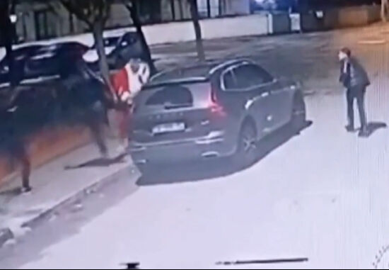 Sakarya'da Noel Baba kostümüyle gezerken kavgaya karışmıştı! Bakır Şahan Saçaklı öldü, genç şüpheli tutuklandı - 2. Resim