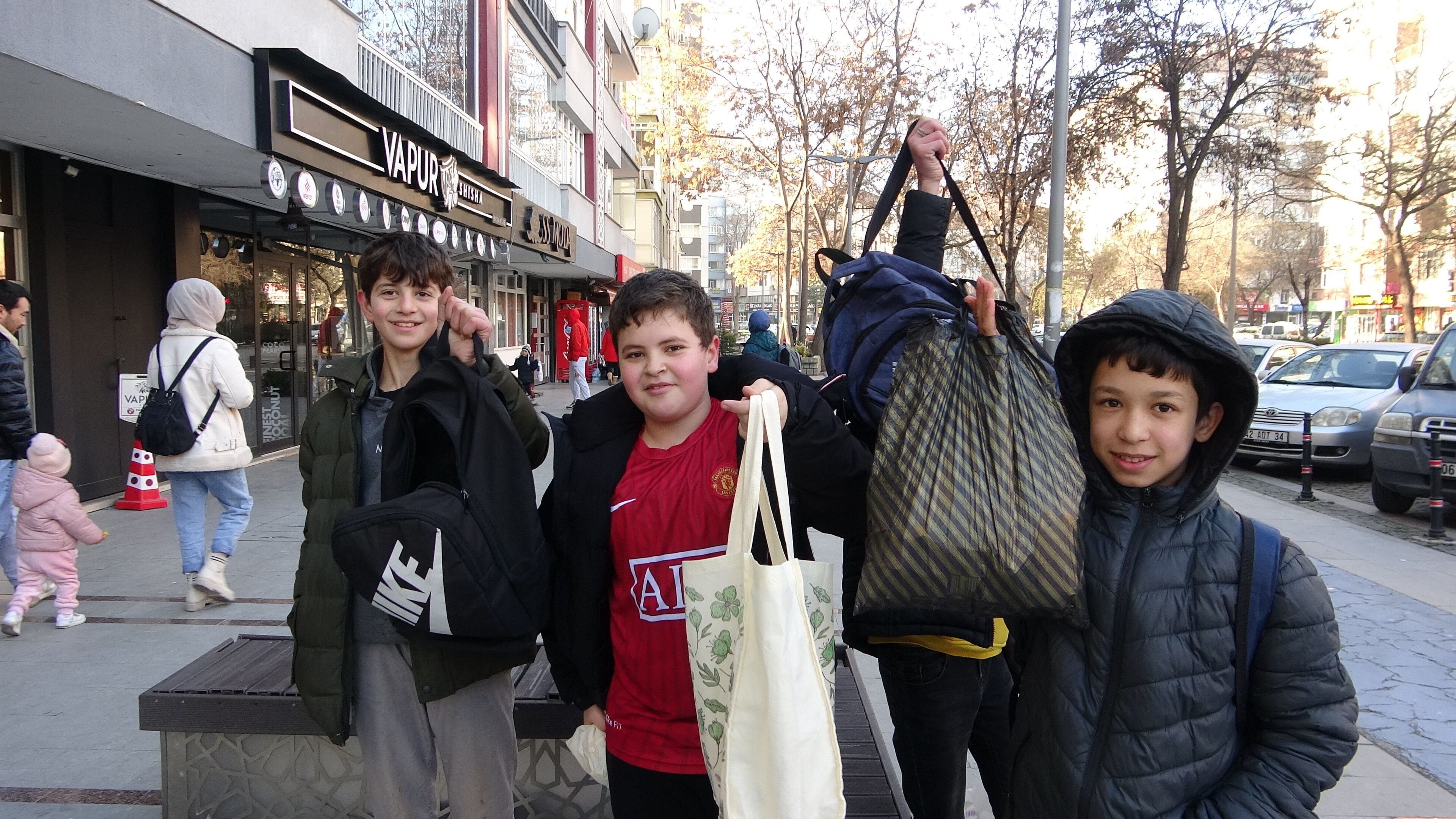 Şivlilik coşkusu! Konya'da çocuklar torba torba şeker hediye topladı - 2. Resim