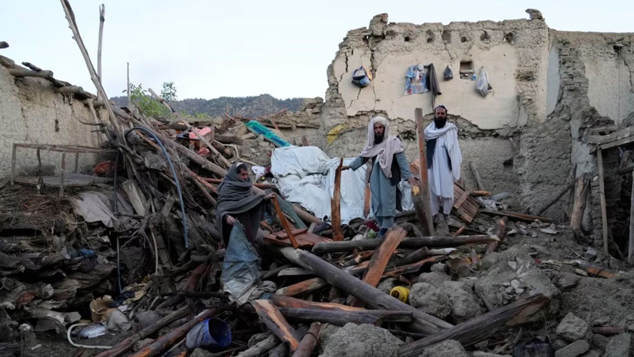 Afganistan ve Pakistan arasındaki gerilim tırmanıyor! Askerler yine çatıştı