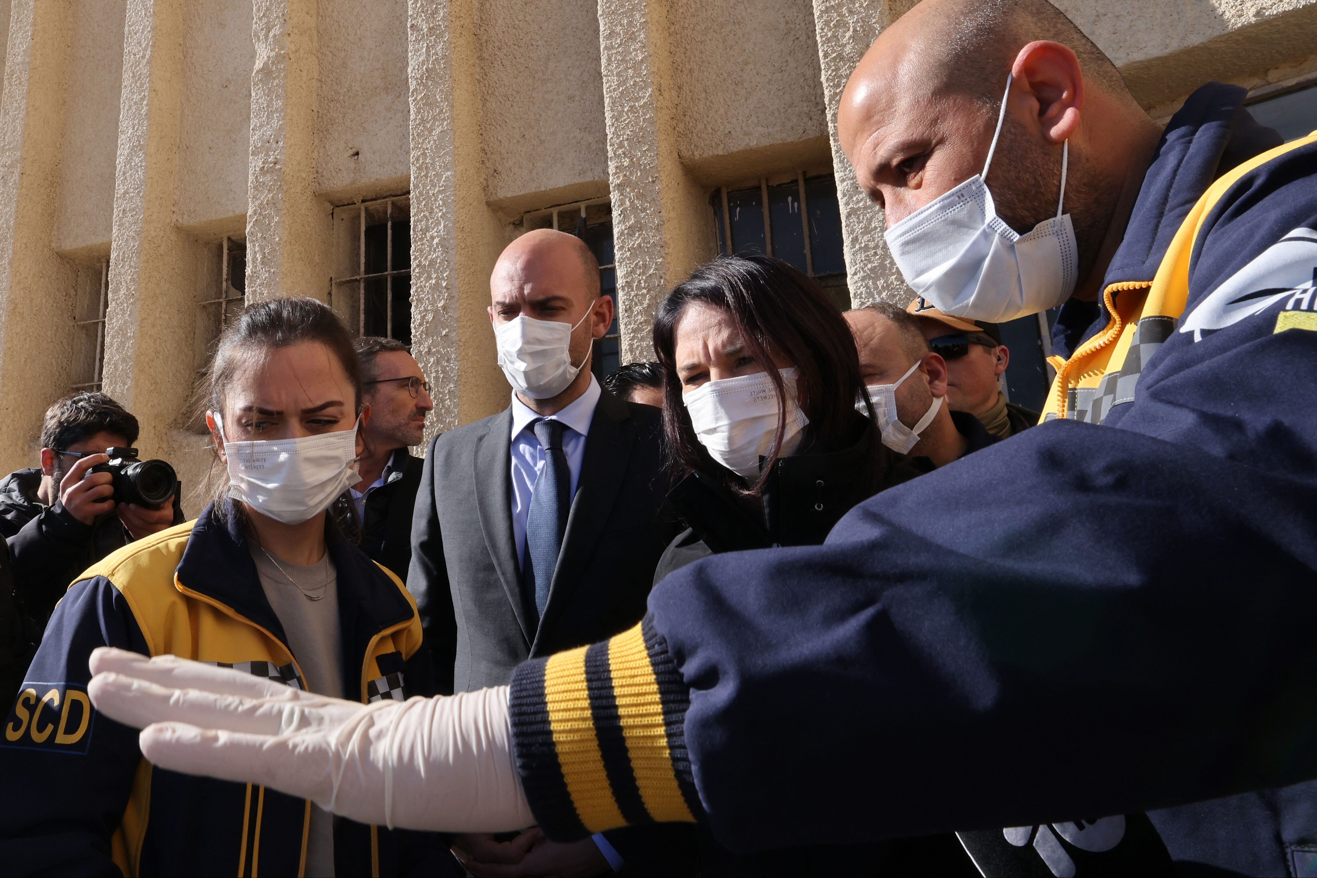 Almanya'dan Şam'a ilk resmi temas! Çelik yelekle indiler - 1. Resim