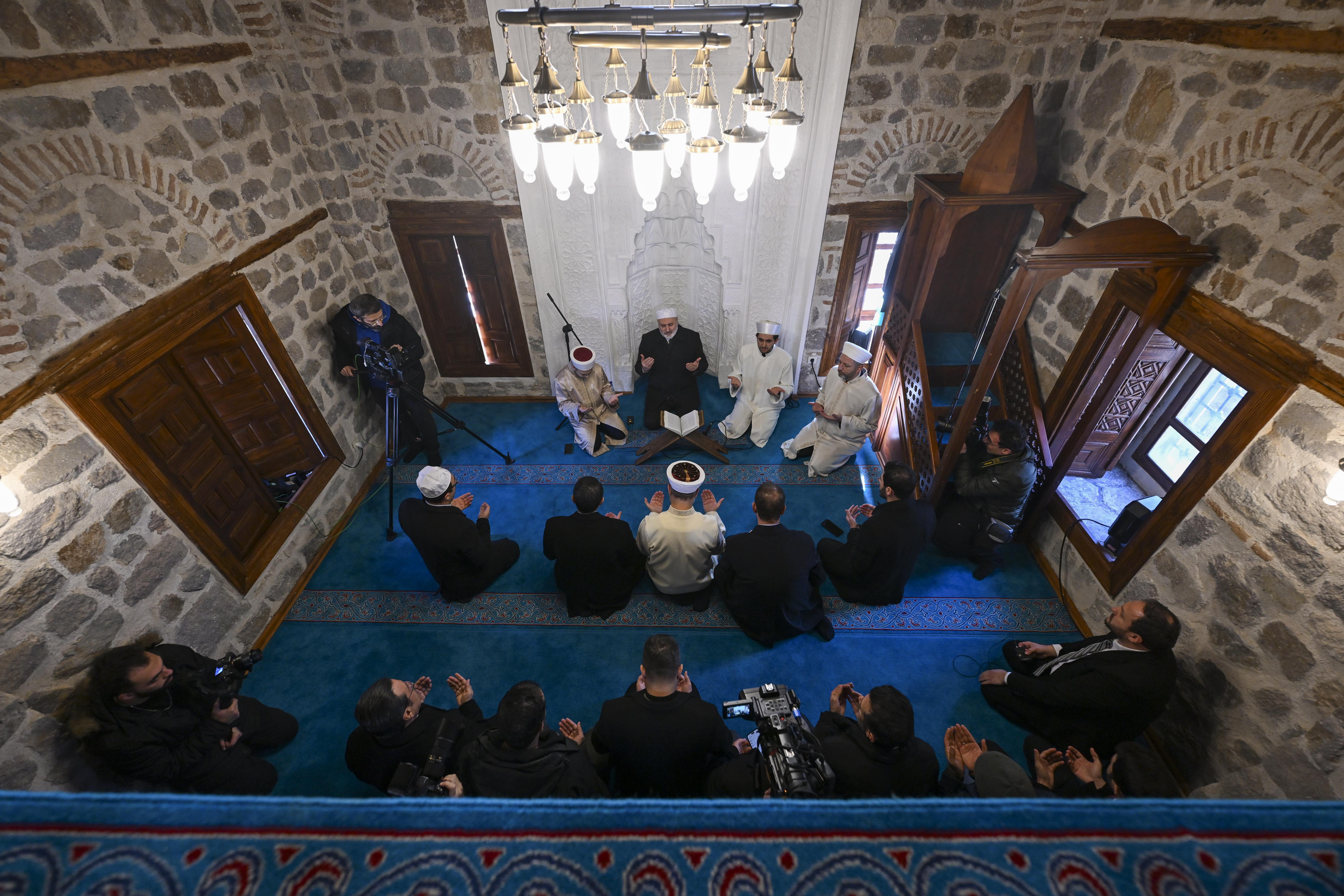 Ankara'da Osmanlı mührü! Abdülkadir İsfahani Mescidi açıldı - 2. Resim