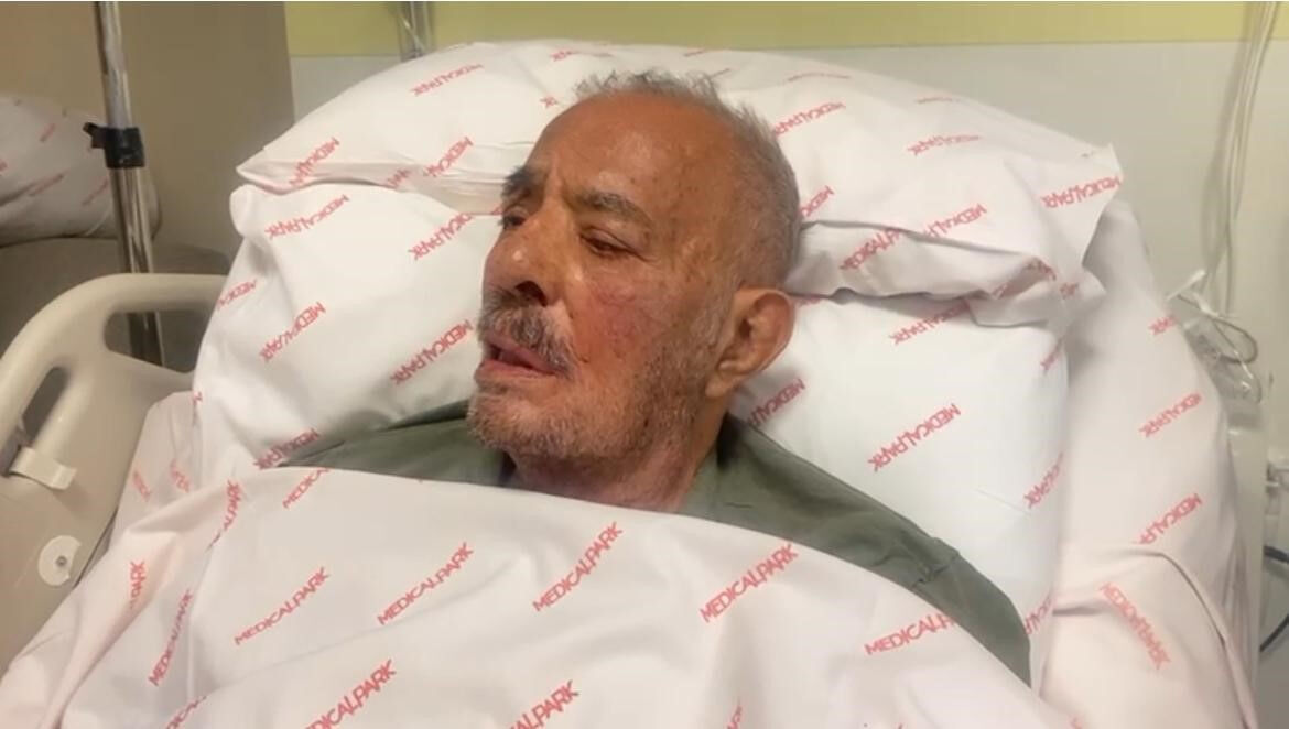 Doktoru hastane odasından paylaşmıştı: Ferdi Tayfur'un son hali yürekleri sızlattı Doktoru hastane odasından paylaşmıştı: Ferdi Tayfur'un son hali yürekleri sızlattı - 3. Resim