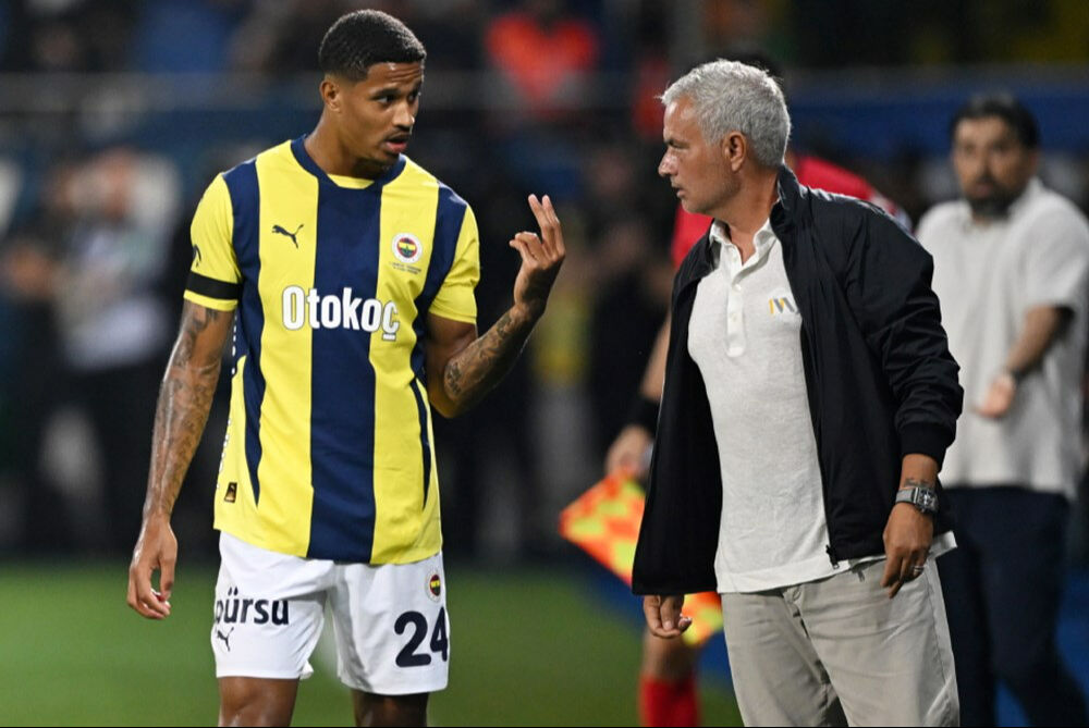 Jose Mourinho'ya evet dedi! Fenerbahçe, Mario Hermoso'ya imza attırıyor - 2. Resim