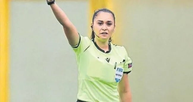 Türkiye’nin ilk kadın VAR hakemi kimdir? Neslihan Muratdağı gündeme damga vurdu  - 2. Resim