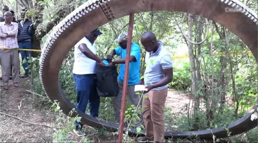 Uzaydan düşen cisim hayrete düşürdü! Yetkililer harekete geçti Uzaydan düşen cisim hayrete düşürdü! Yetkililer harekete geçti - 1. Resim