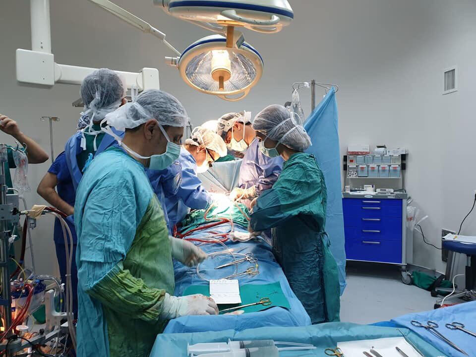 45 yılda 10 bin kalbe dokundu: Kalp nakli yapan ilk Türk kadın cerrah Prof. Dr. Serap Aykut Aka - 4. Resim