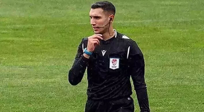 Hakem Alper Akarsu kimdir, kaç yaşında? Göztepe Galatasaray karşılaşmasını yönetecek  - 1. Resim