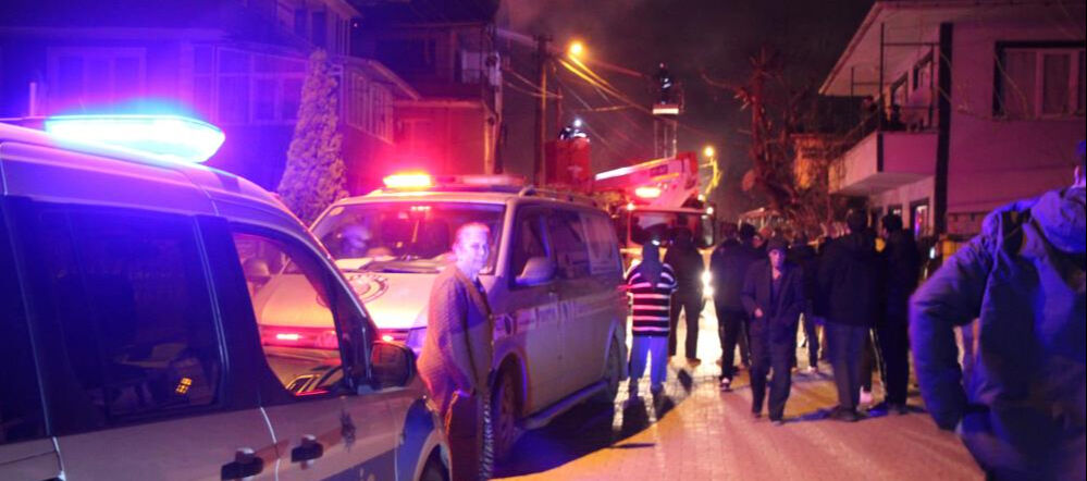 Sakarya'da 4 yabancının yaşadığı evde korkutan yangın - 3. Resim