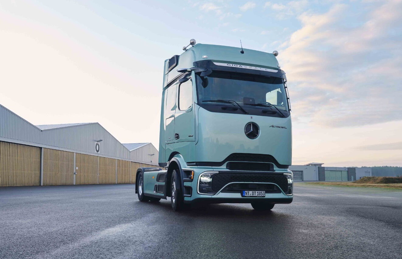 Türkiye’de üretilen Mercedes-Benz Yeni Actros L vitrine çıktı - 1. Resim