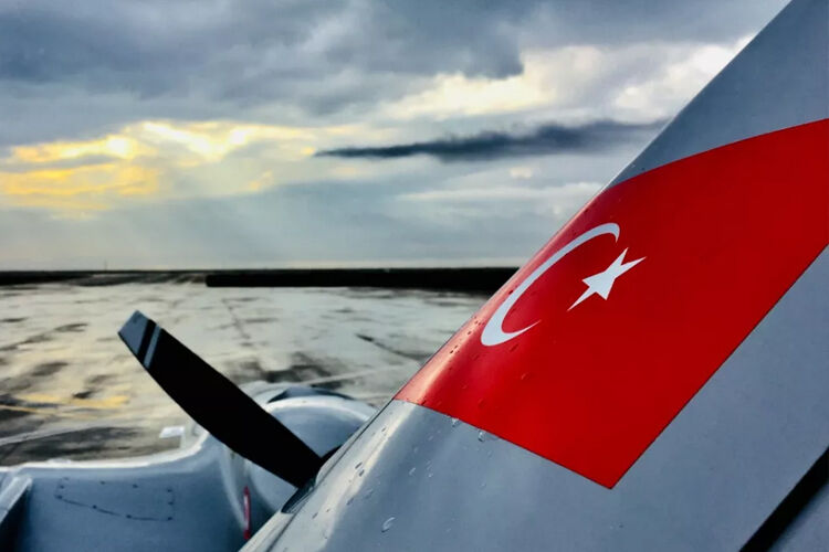 Bayraktar Akıncı BAE'ye teslim edildi Bayraktar Akıncı BAE'ye teslim edildi - 1. Resim