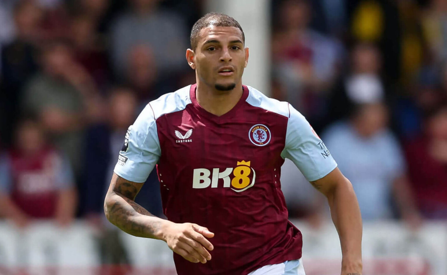 Fenerbahçe rotasını İngiltere'ye çevirdi! Ali Koç harekete geçti Fenerbahçe rotasını İngiltere'ye çevirdi! Ali Koç harekete geçti - 1. Resim