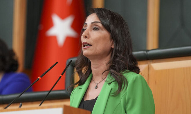 DEM Partili Tülay Hatimoğulları, PKK elebaşı Öcalan için Türkiye'yi tehdit etti: Her yer Gazze olacak - 2. Resim