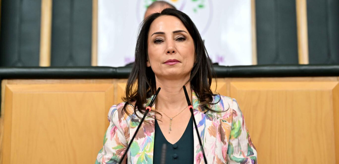 DEM Partili Tülay Hatimoğulları, PKK elebaşı Öcalan için Türkiye'yi tehdit etti: Her yer Gazze olacak - 1. Resim