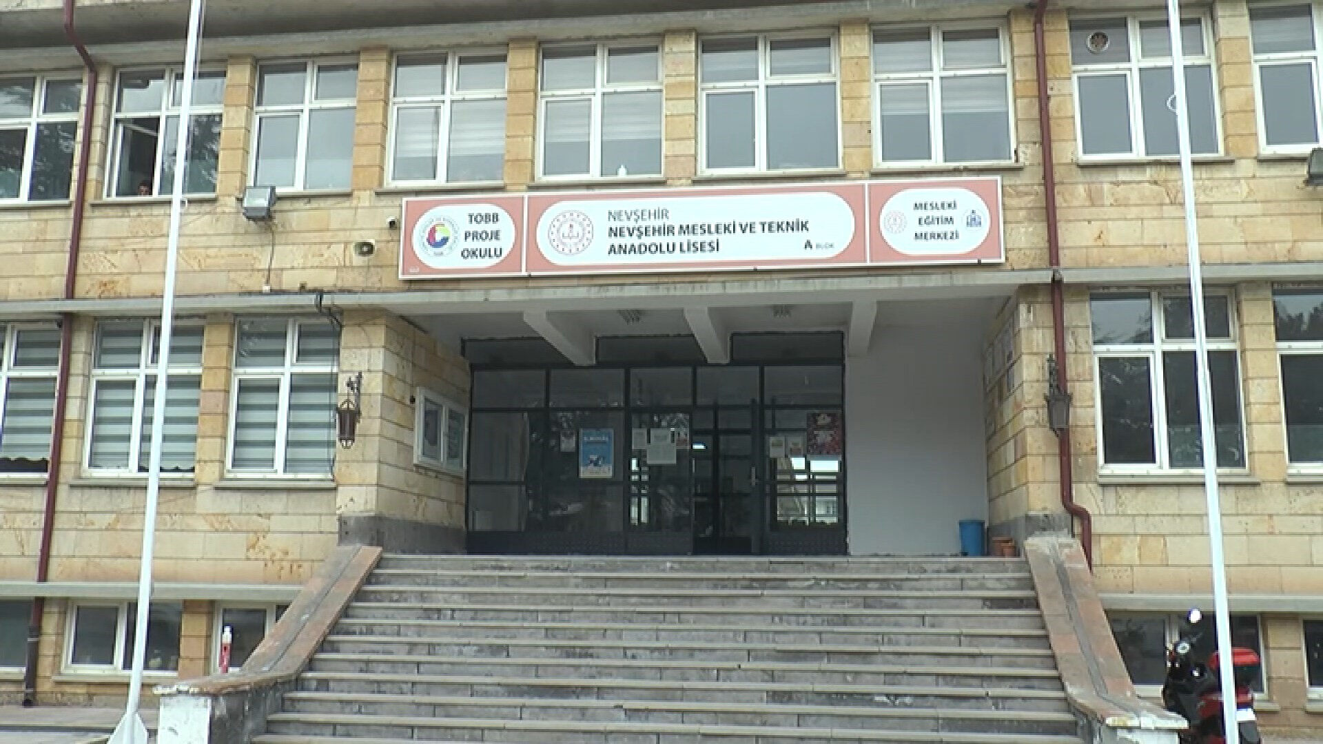 Fabrika gibi okul! 2024'te 1,6 milyon lira ciro yaptı, 408 bin lira vergi ödedi - 1. Resim