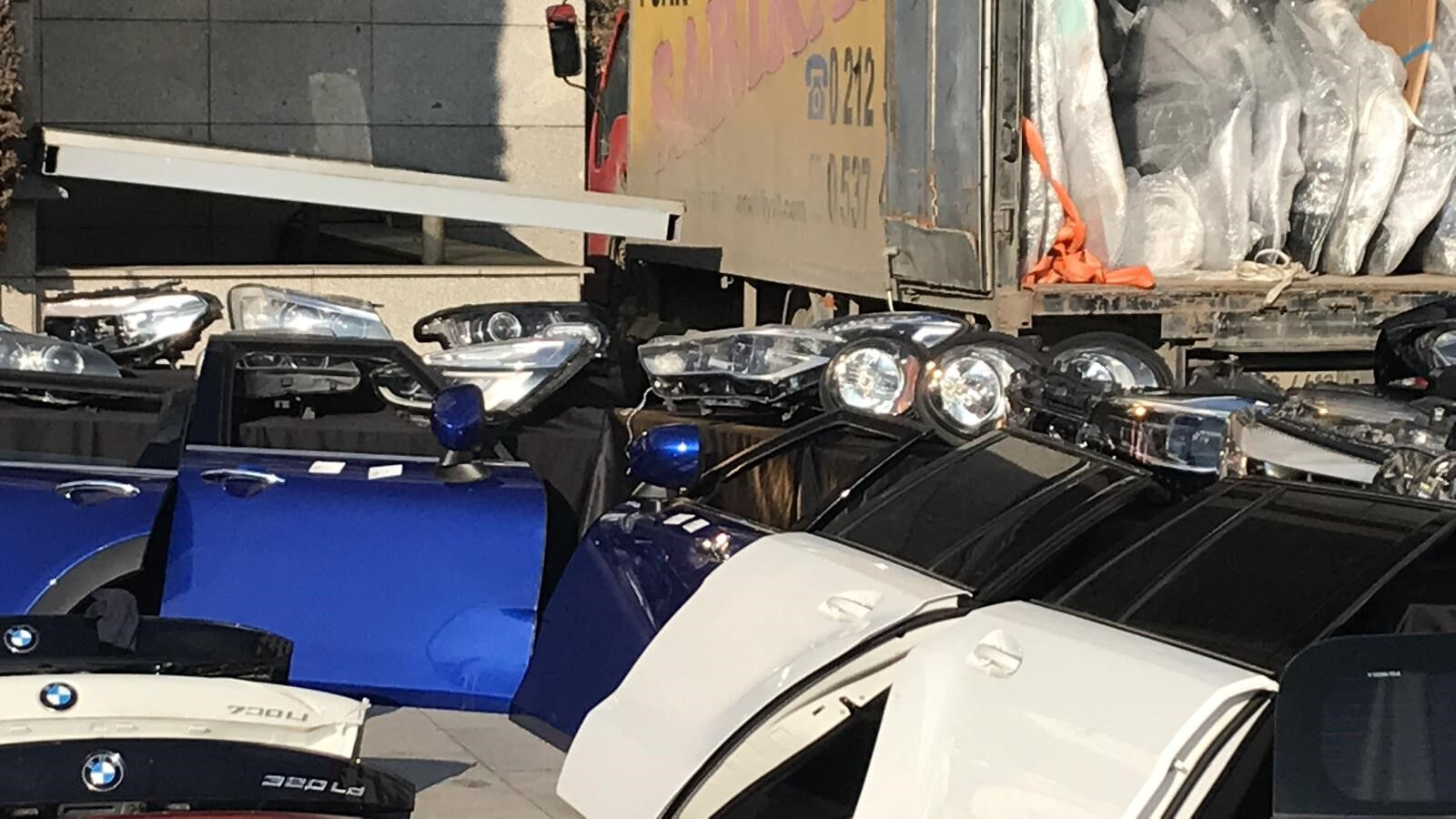 Kadıköy ve Beykoz'a saklamışlardı! Yedek oto parça operasyonu: Piyasa değeri 110 milyon lira - 3. Resim