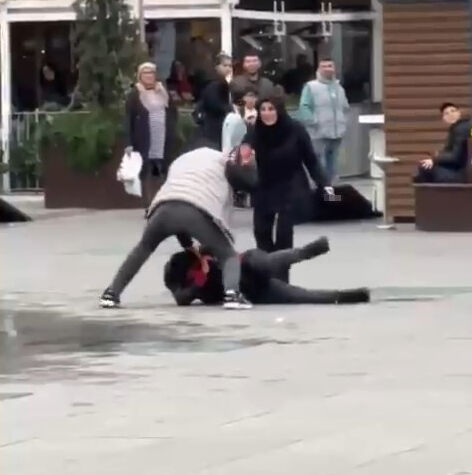 Sokak ortasında defalarca kez bıçaklayarak öldürmüştü! Gündem olan iddia yalanlandı Sokak ortasında defalarca kez bıçaklayarak öldürmüştü! Gündem olan iddia yalanlandı - 1. Resim